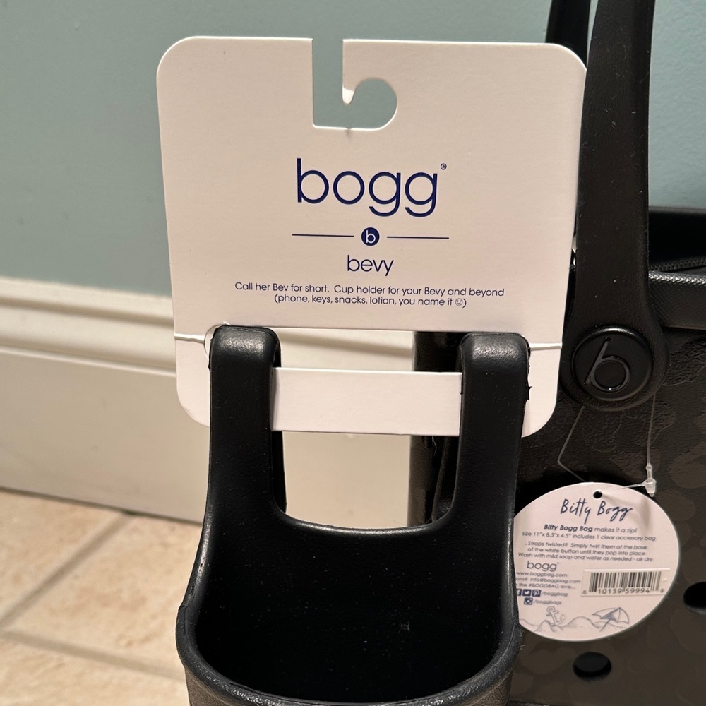 BOGG BAG Black Tote with accessories NWT - Picture 4 of 5
